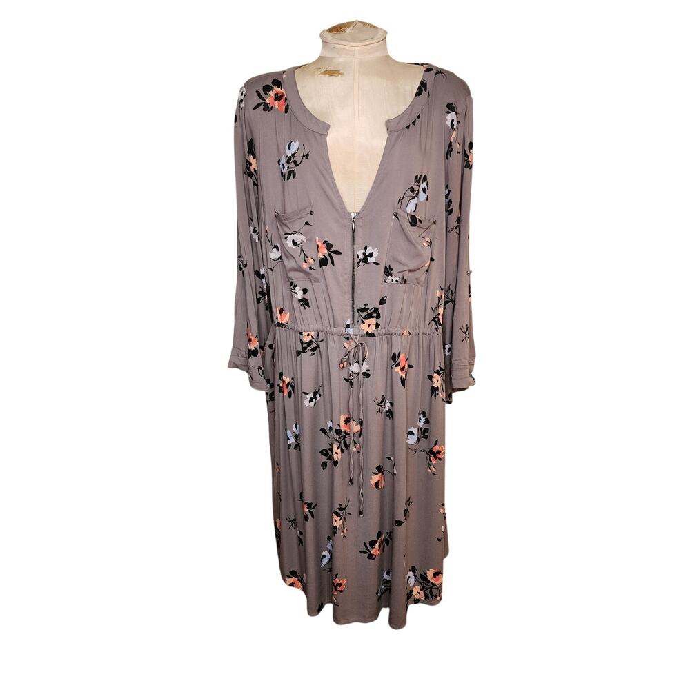 Women's Torrid Size 4 Gray‎ Floral Zippered Front 3/4 Sleeves Midi Dress